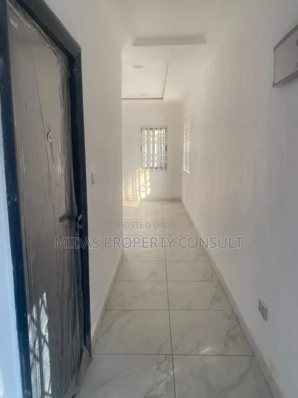 2bdrm House in Dzorwulu for rent