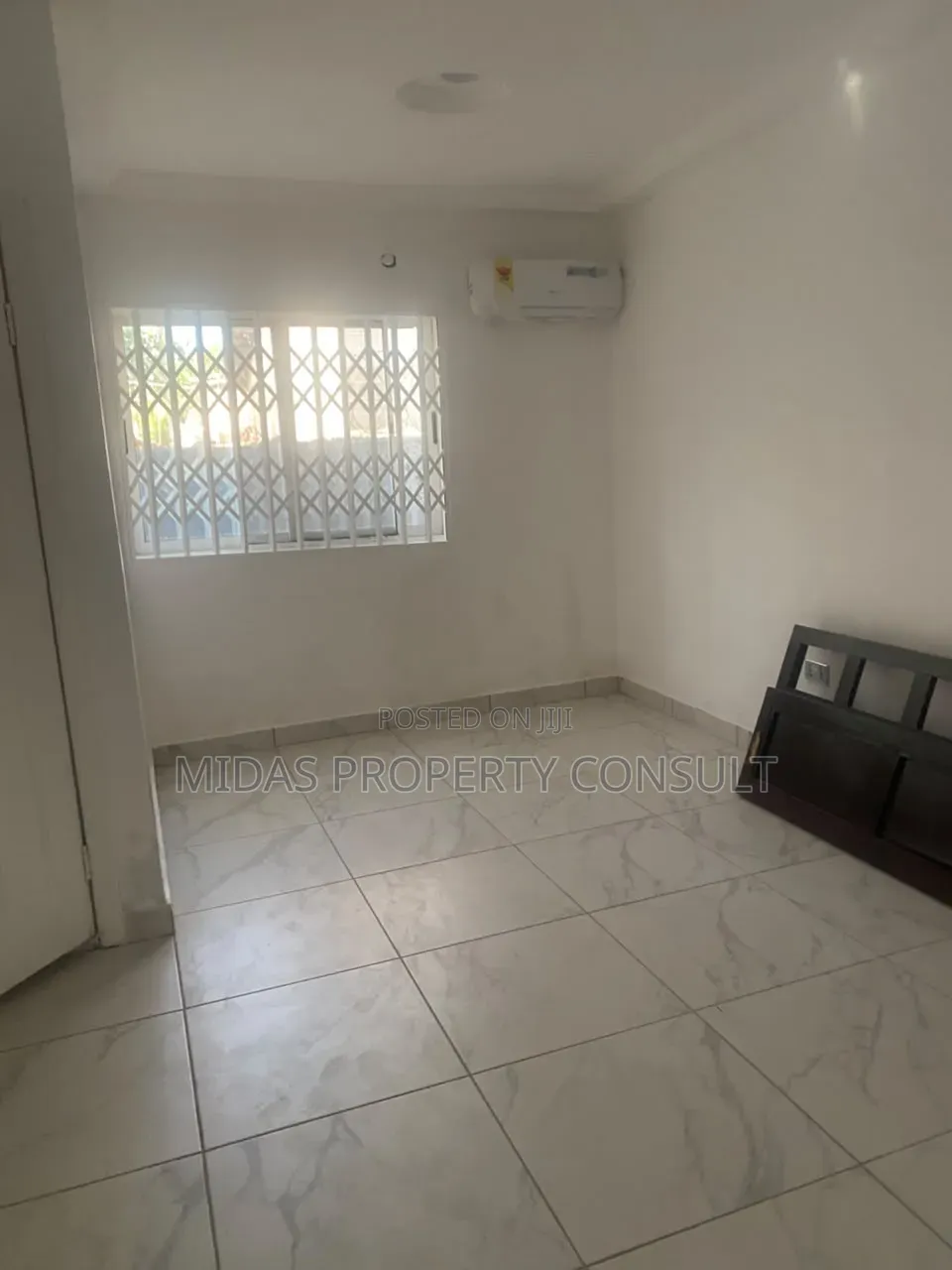 2bdrm House in Dzorwulu for rent