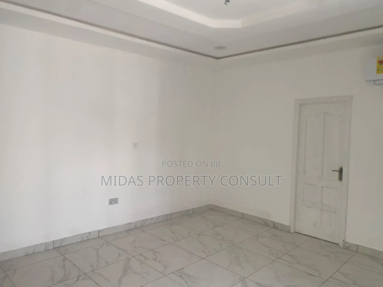 2bdrm House in Dzorwulu for rent