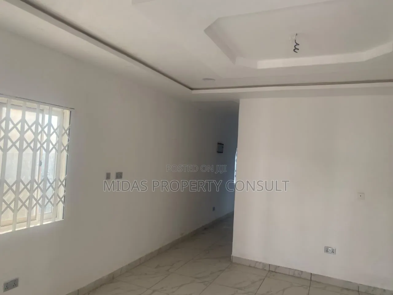 2bdrm House in Dzorwulu for rent