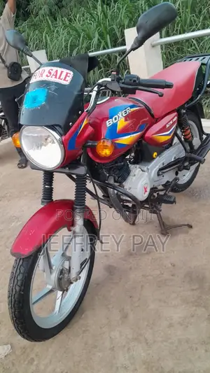 Bajaj Boxer 125 2024 Red