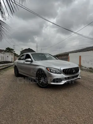 Mercedes-Benz C300 2015 Silver