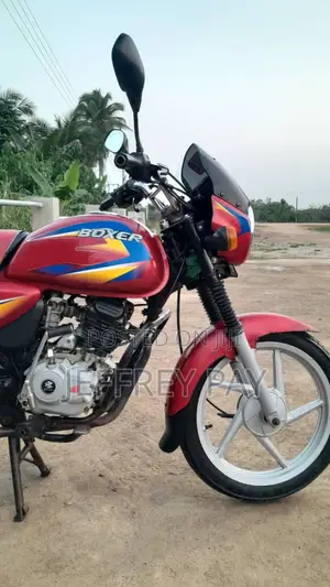 Bajaj Boxer 125 2024 Red