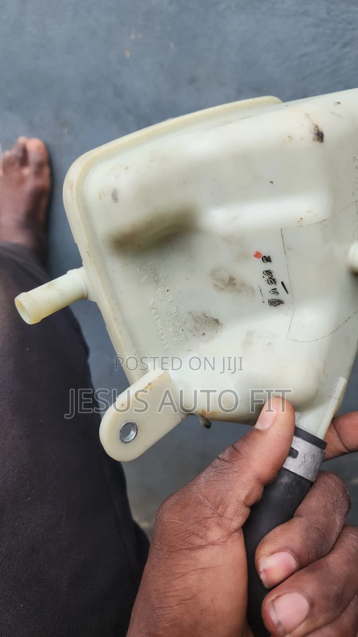2017- 2022 Honda CR-V and Civic Radiator Coolant Reservoir (HO)