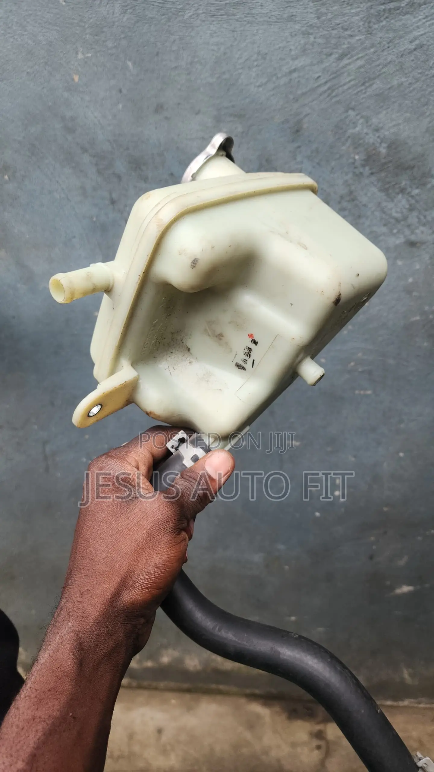 2017- 2022 Honda CR-V and Civic Radiator Coolant Reservoir (HO)