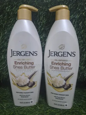 Jergens Enriching Shea Butter Moisturizer. 496ml