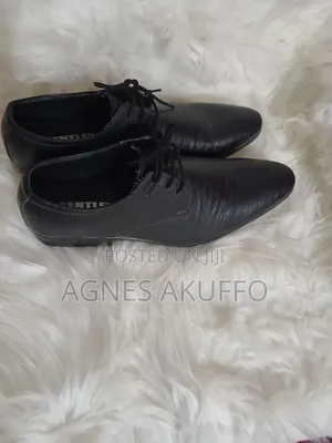 Black Quality Leather Shoe for Sale.