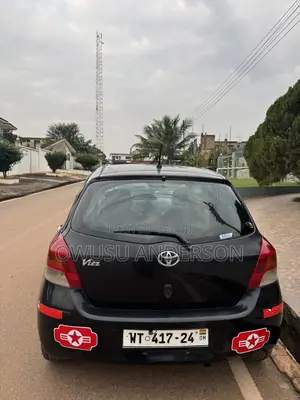 Toyota Vitz 2010 Black