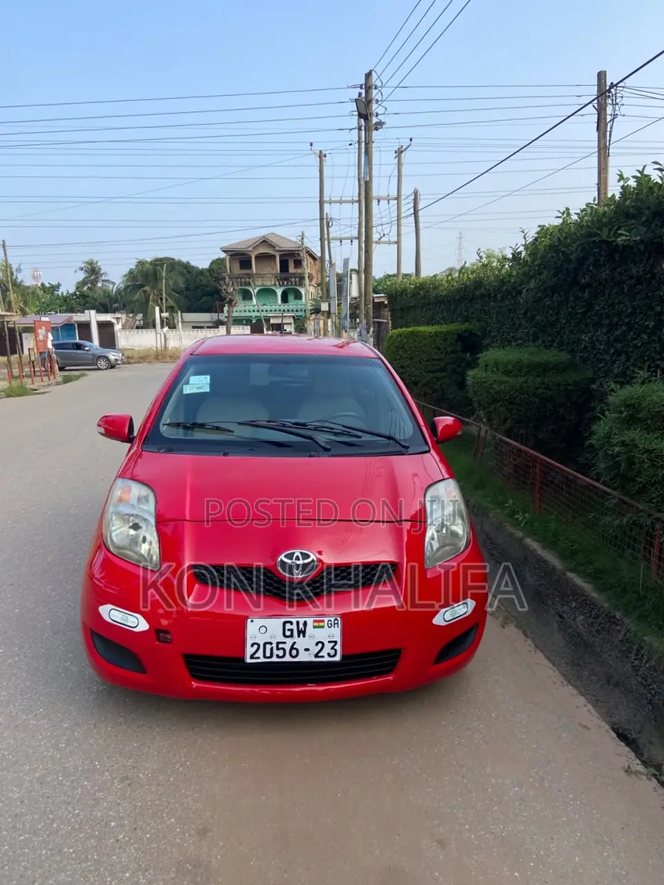 Toyota Vitz 1.3 FWD 5dr 2010 Red
