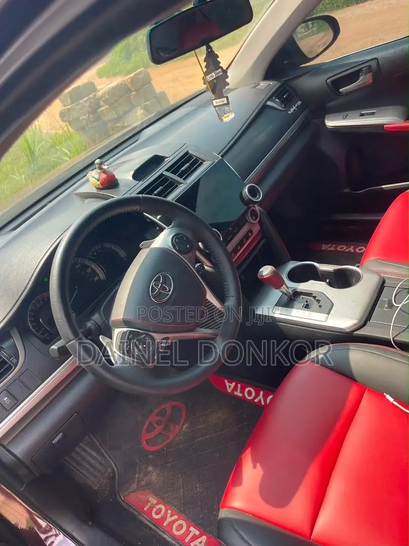 Toyota Camry 2013 Brown