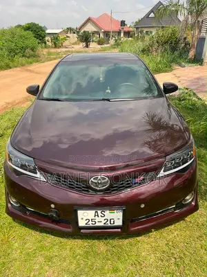 Toyota Camry 2013 Brown