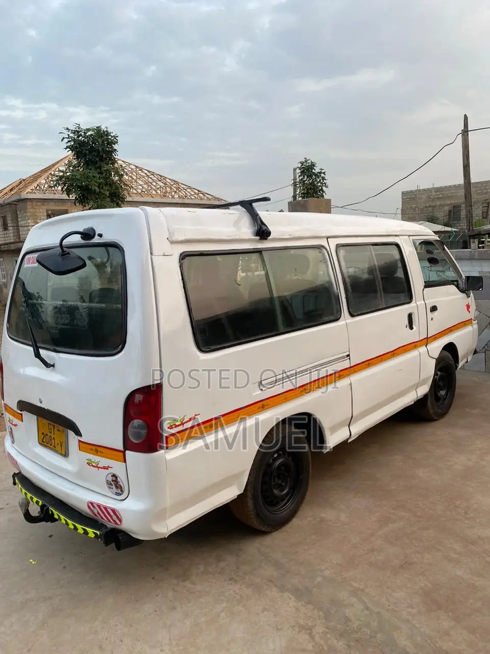 Hyundai H-100 2004 White