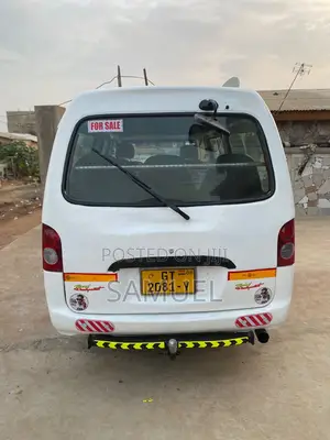 Hyundai H-100 2004 White