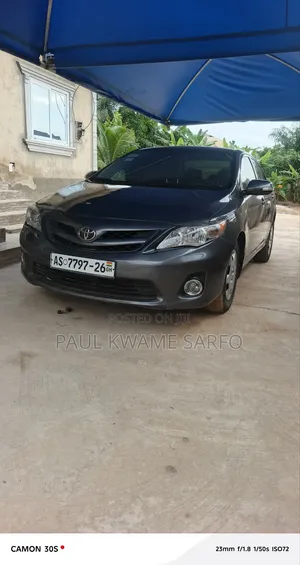 Toyota Corolla LE 4dr Sedan (1.8L 4cyl 4A) 2013 Gray