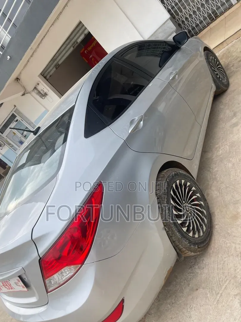 Hyundai Accent 2015 Gray