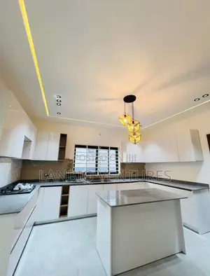 3bdrm House in Oyarifa for sale