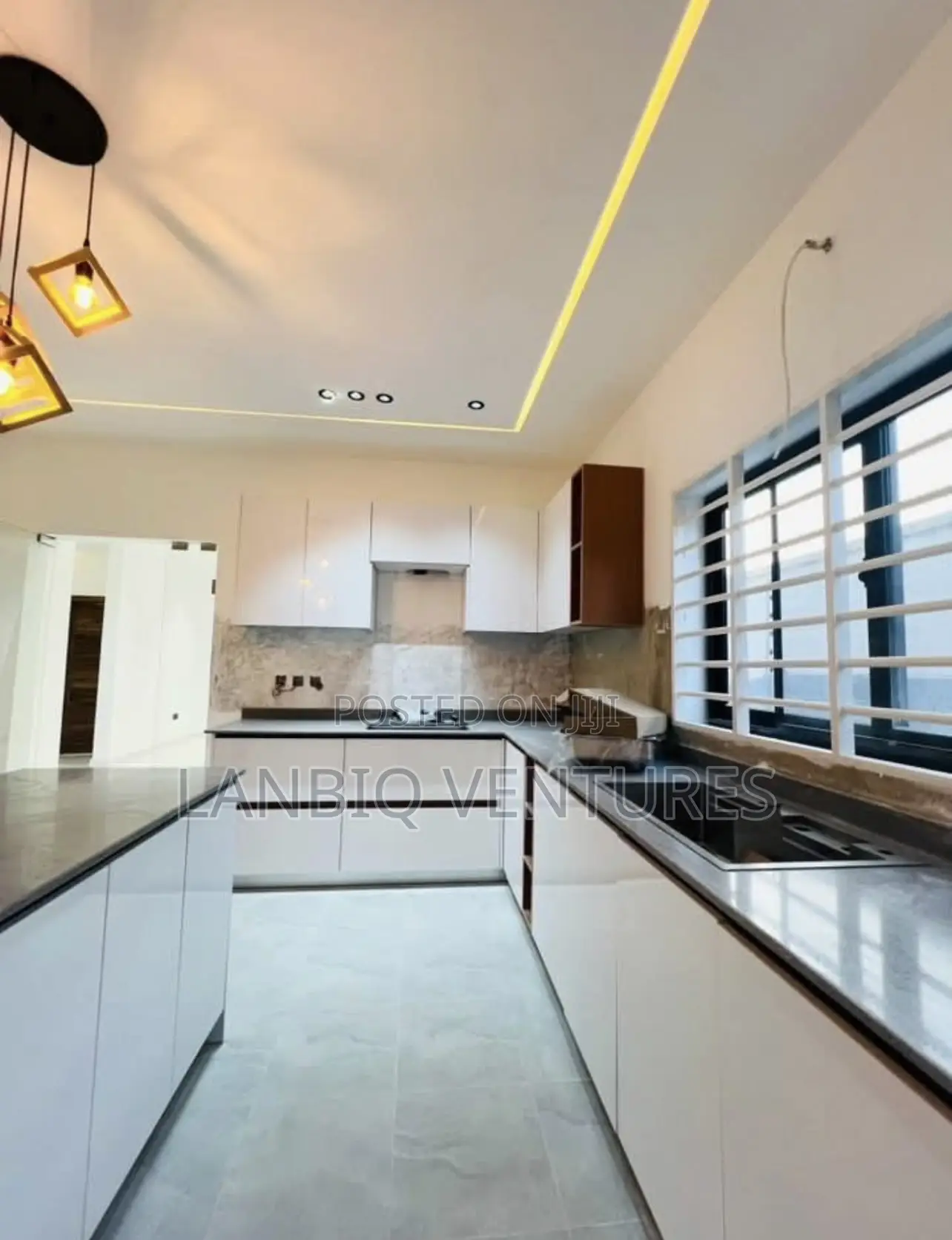 3bdrm House in Oyarifa for sale