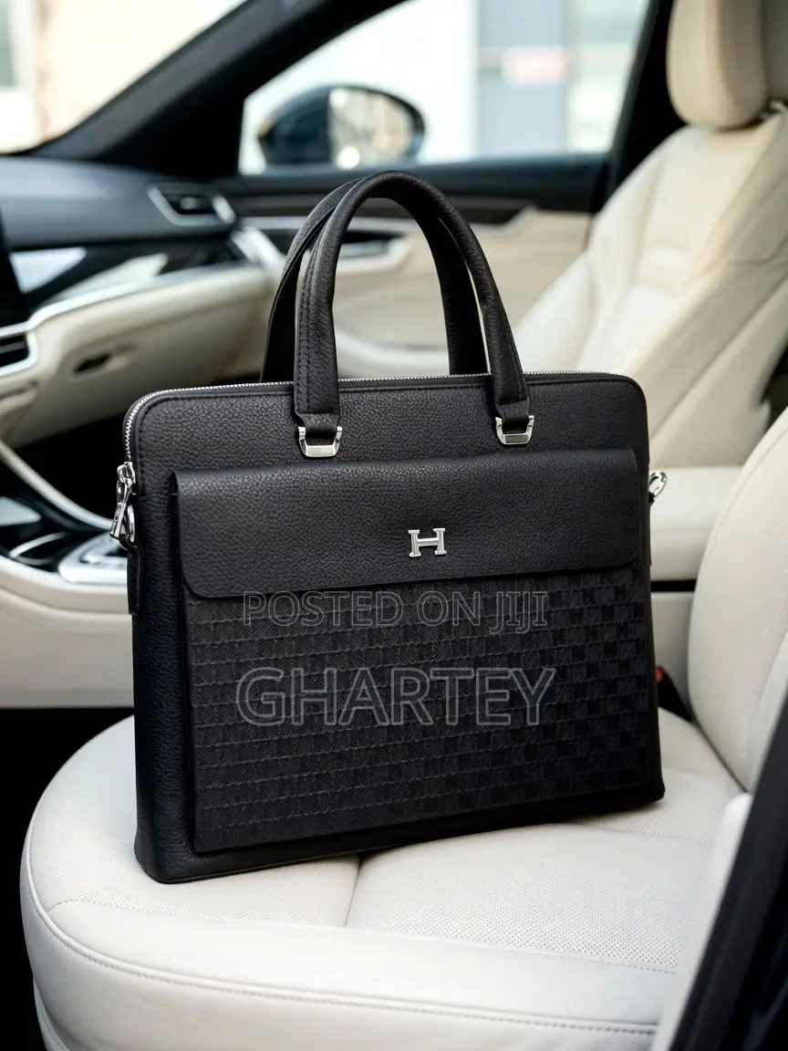 Premium Men's Luxury Business Briefcase - Elegant Black Office Bag