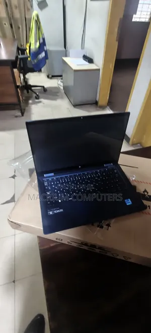 New Laptop HP Dragonfly G2 16GB Intel Core i5 SSD 256GB