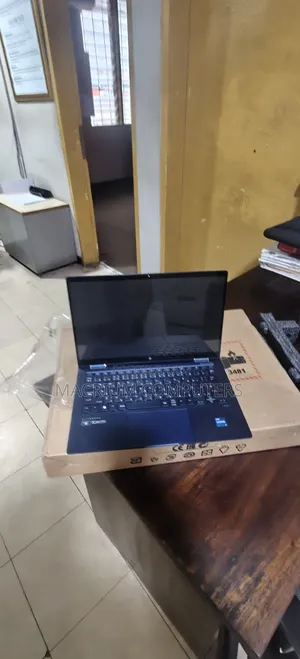 New Laptop HP Dragonfly G2 16GB Intel Core i5 SSD 256GB