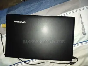 Laptop Lenovo G710 4GB Intel Core i3 HDD 500GB