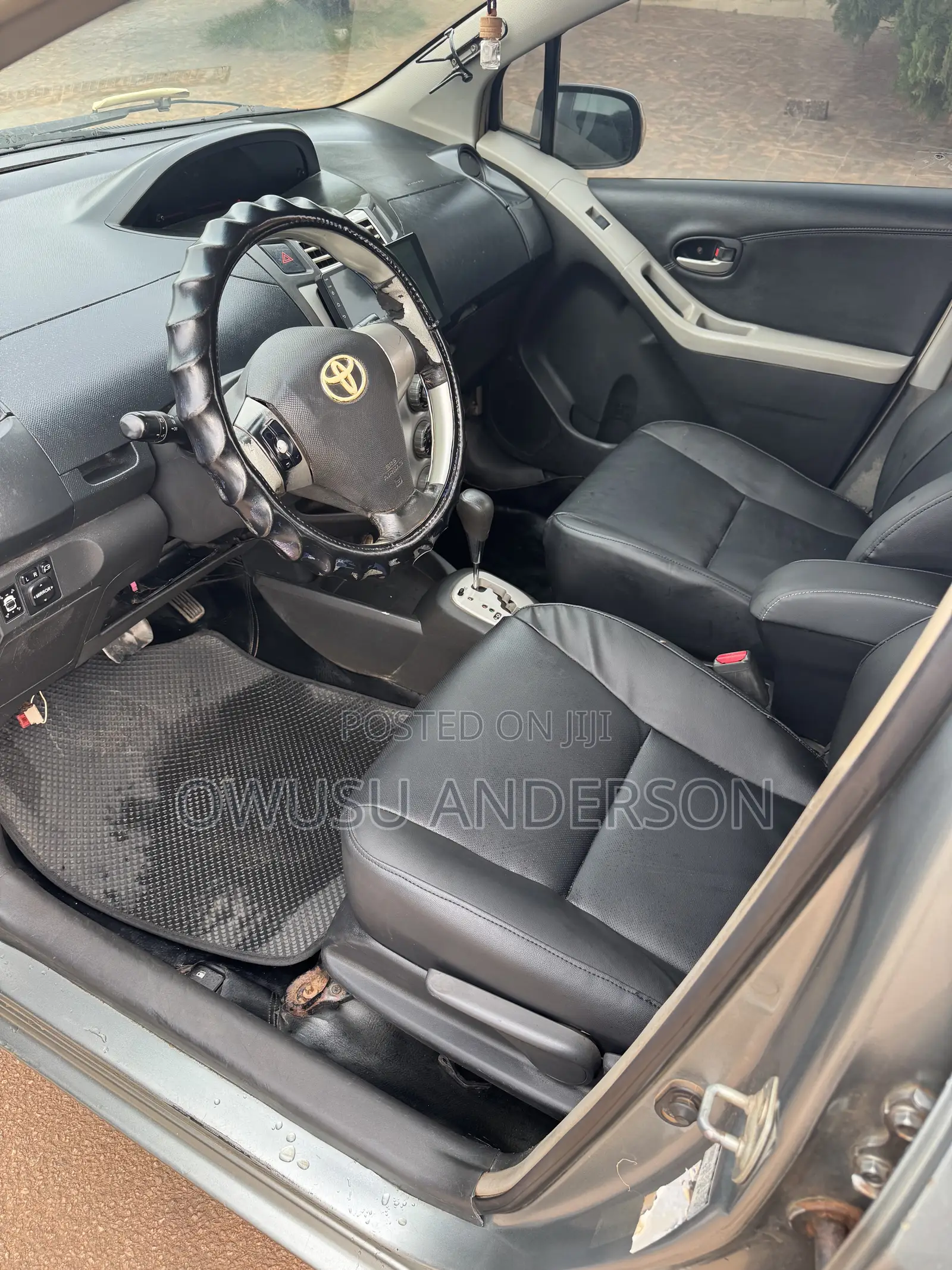 Toyota Yaris 2009 Gray