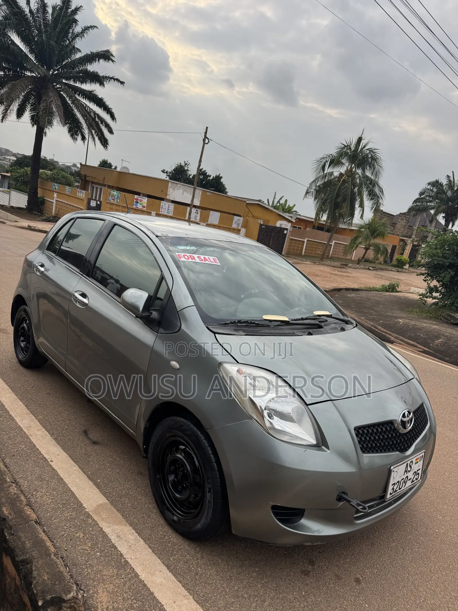 Toyota Yaris 2009 Gray