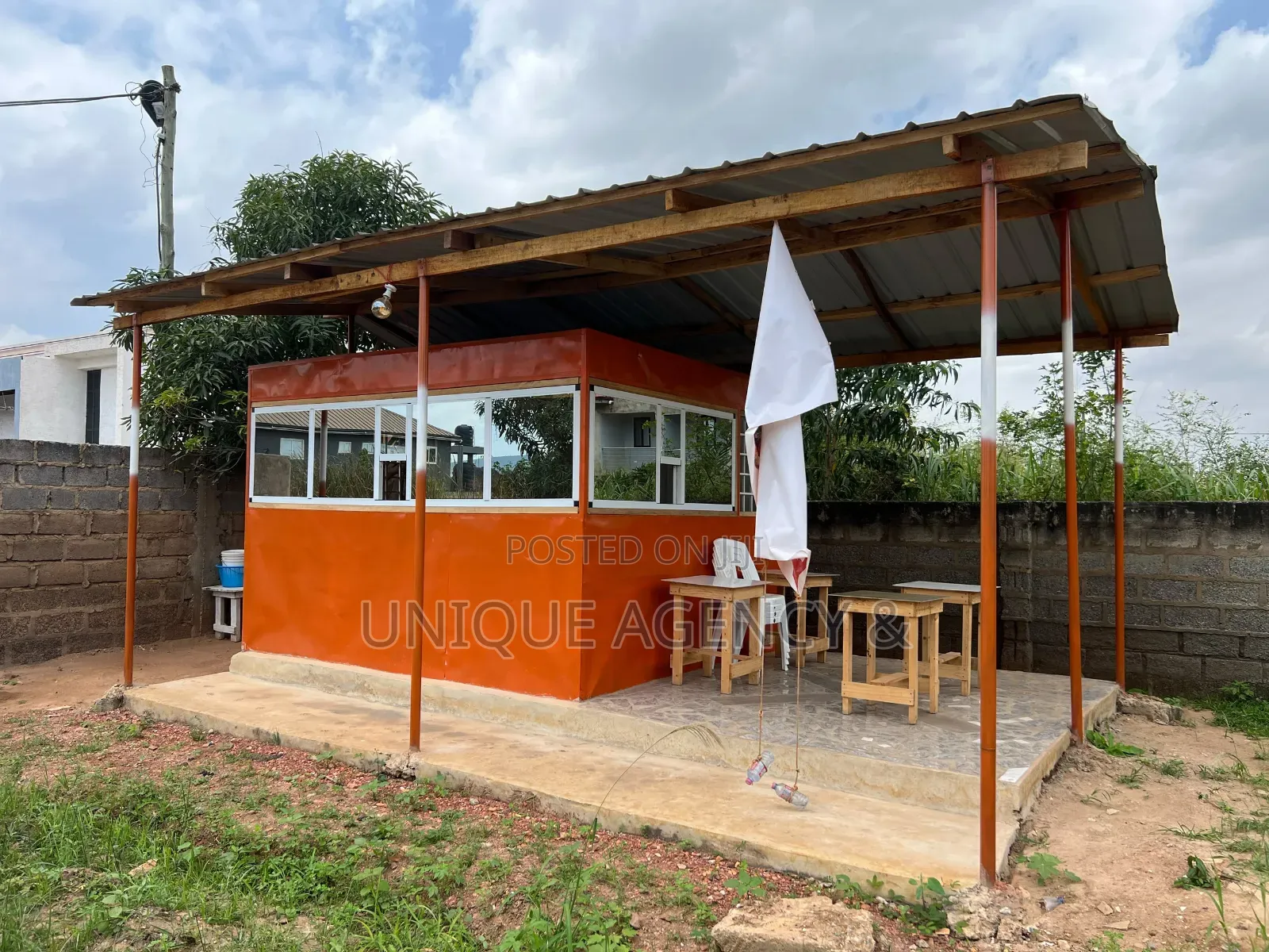 Container for Sale at Oyibi