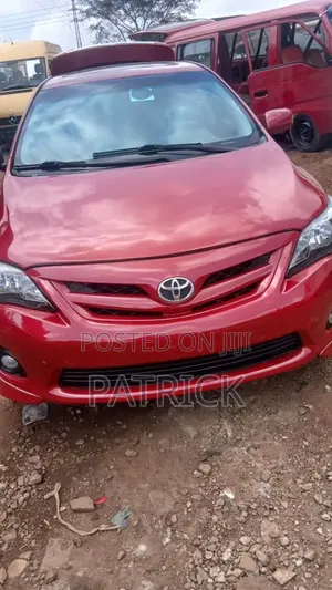Toyota Corolla 2013 Red