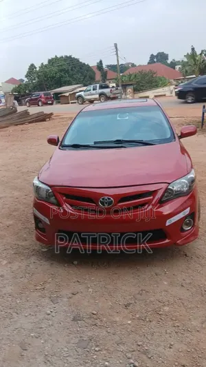 Toyota Corolla 2013 Red