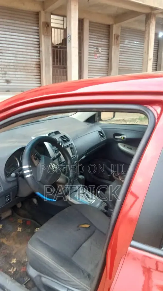 Toyota Corolla 2013 Red