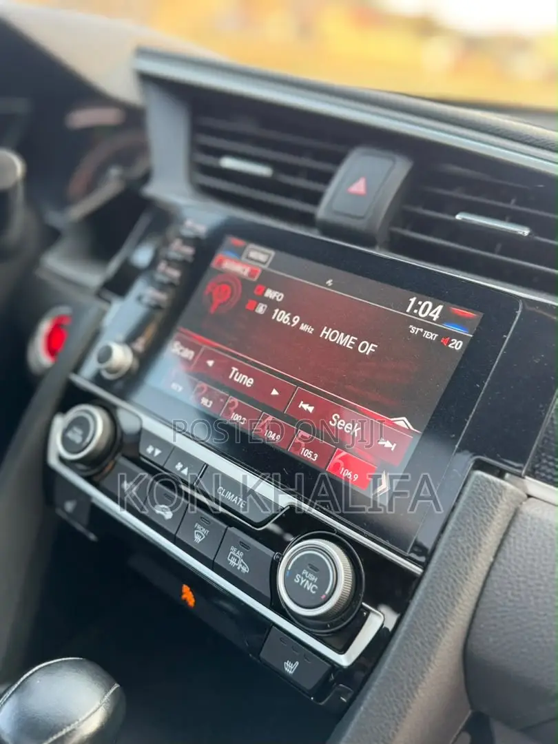 Honda Civic 2019 Blue
