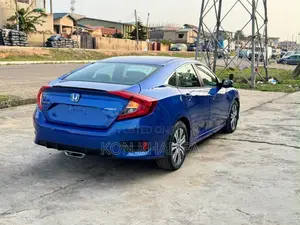 Honda Civic 2019 Blue