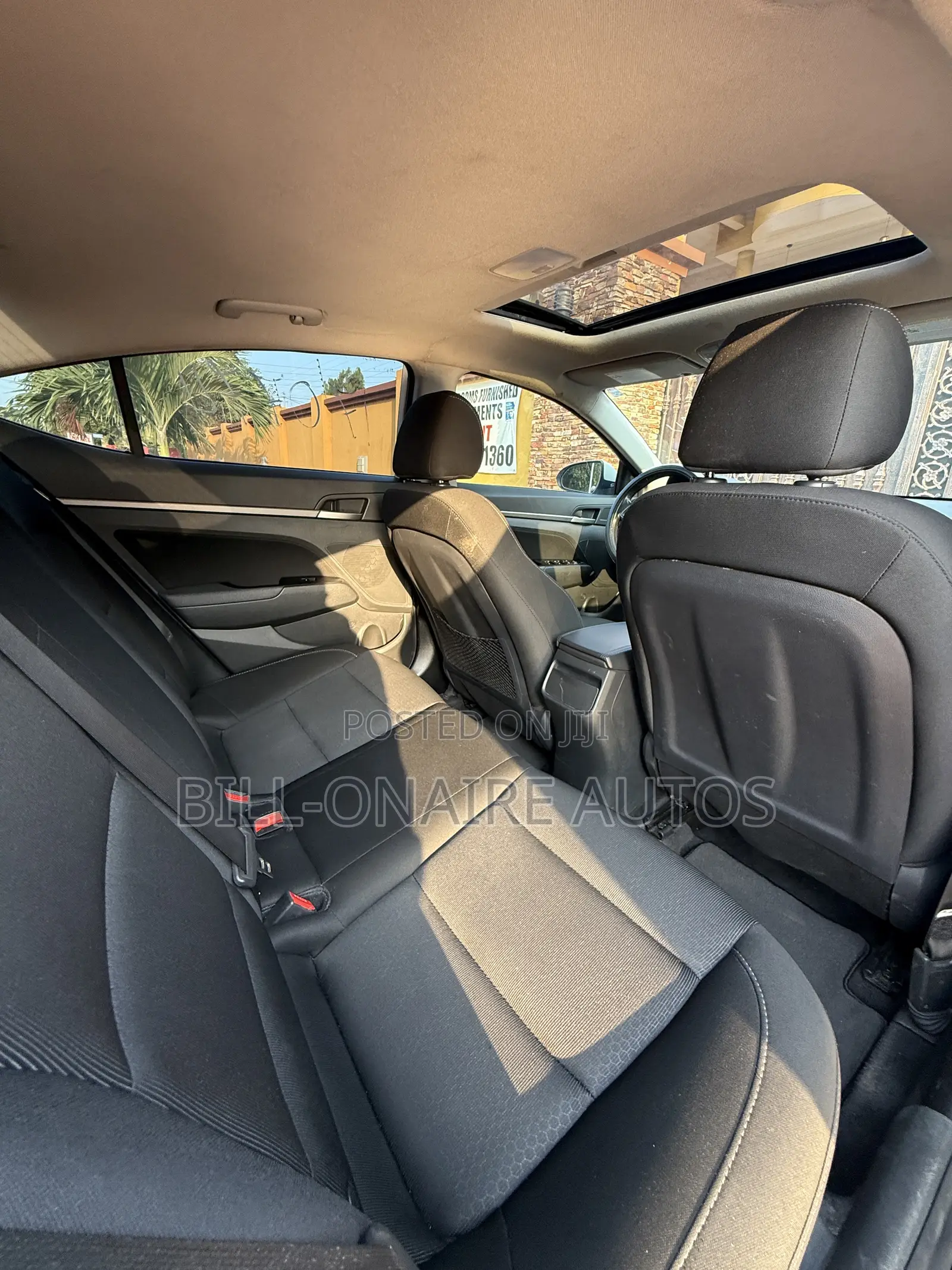 Hyundai Elantra Value Edition Sedan FWD (2.0L 4cyl 6A) 2017 White