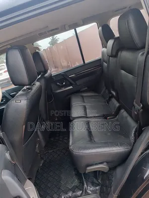 Mitsubishi Pajero 2015 Black