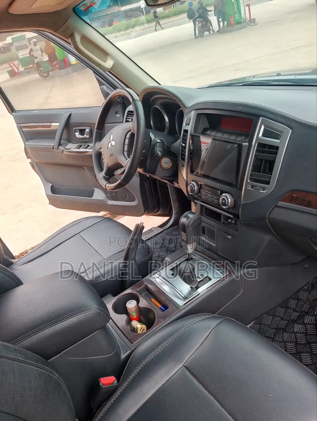Mitsubishi Pajero 2015 Black