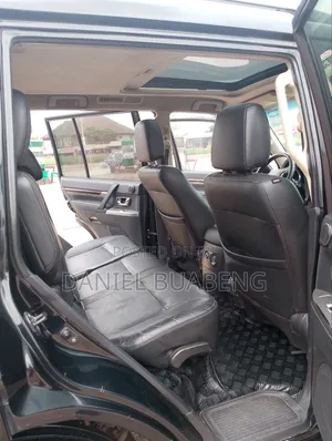 Mitsubishi Pajero 2015 Black