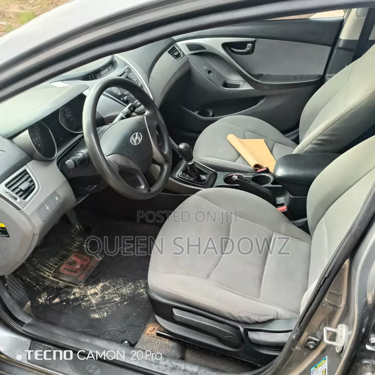 Hyundai Elantra 2012 Silver