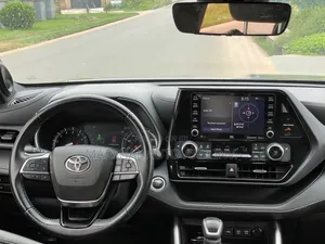 Toyota Highlander 2021 Black