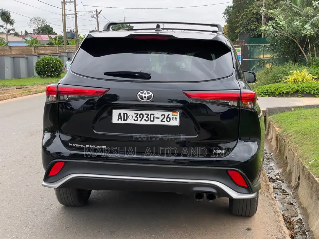 Toyota Highlander 2021 Black