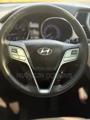 Hyundai Santa Fe 2017 White