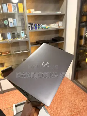 Laptop Dell Latitude 5500 16GB Intel Core i7 SSD 512GB