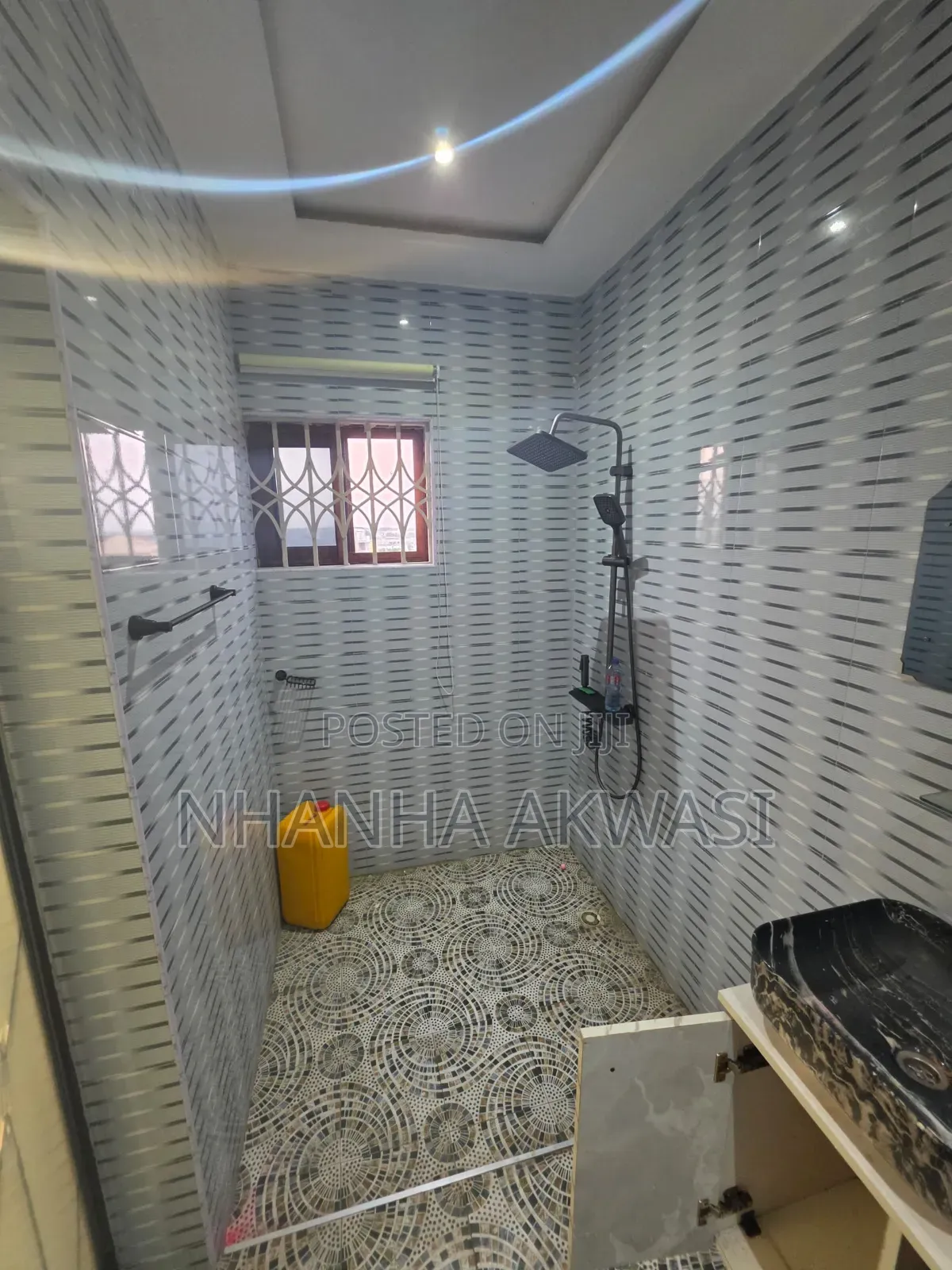 2bdrm Apartment in Sakumono for rent