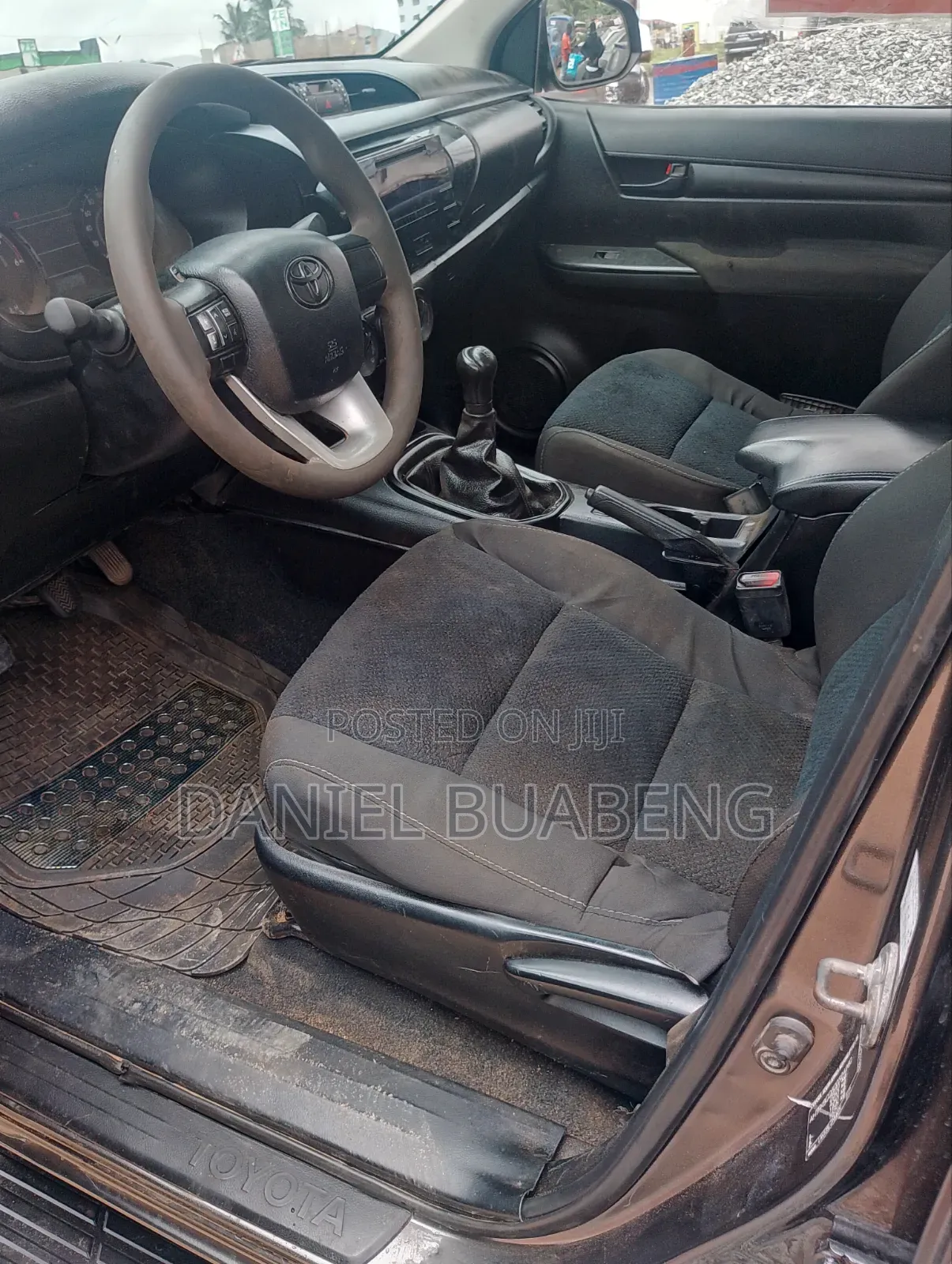 Toyota Hilux 2020 Gray