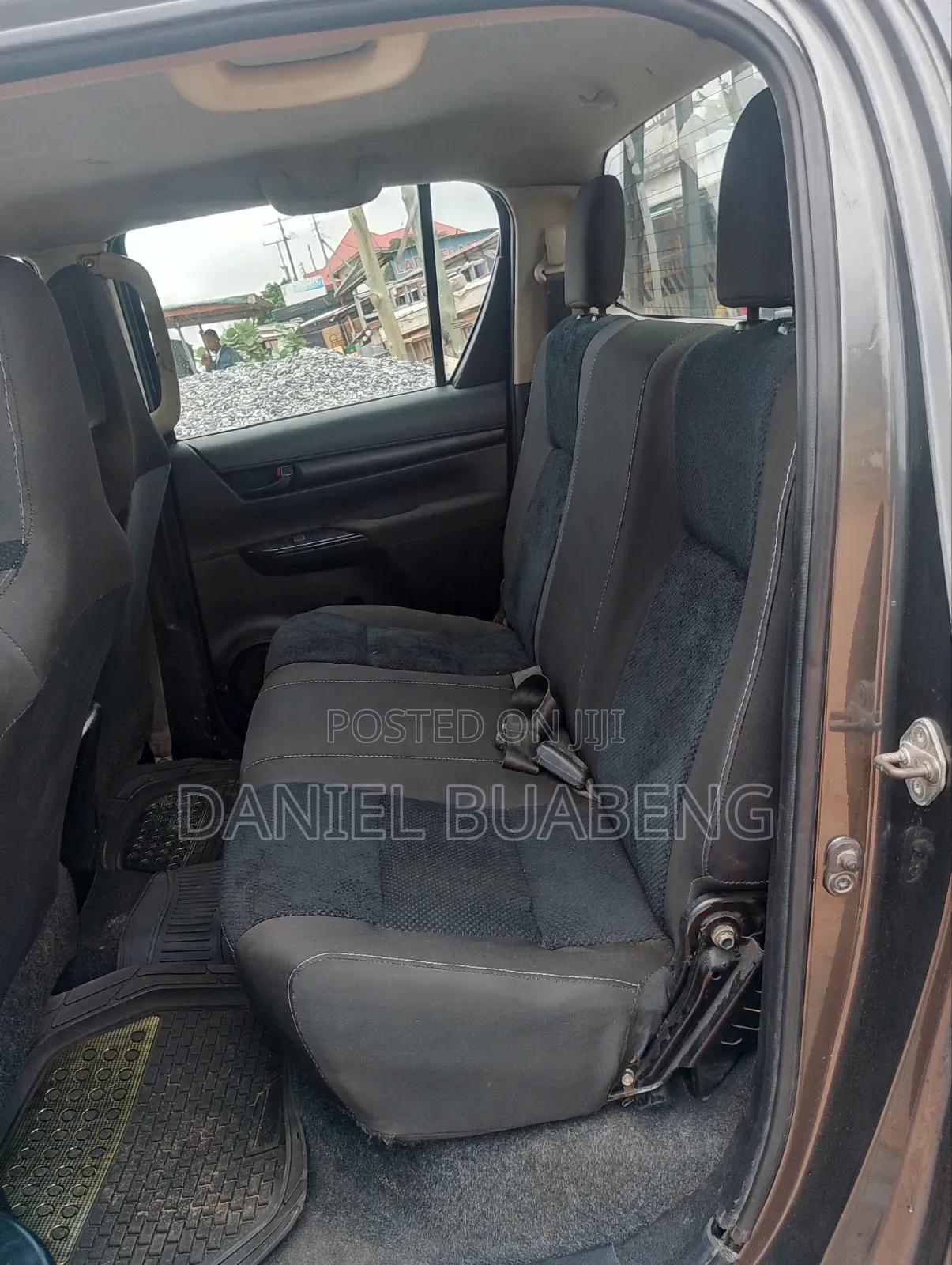 Toyota Hilux 2020 Gray