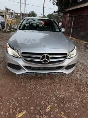 Mercedes-Benz C300 2018 Silver