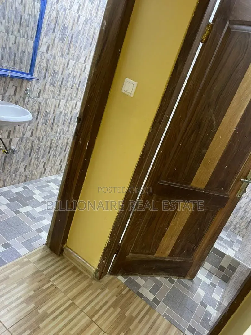 3bdrm House in Tech Apiadu Donyina, Kumasi Metropolitan for sale