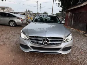 Mercedes-Benz C300 2018 Silver