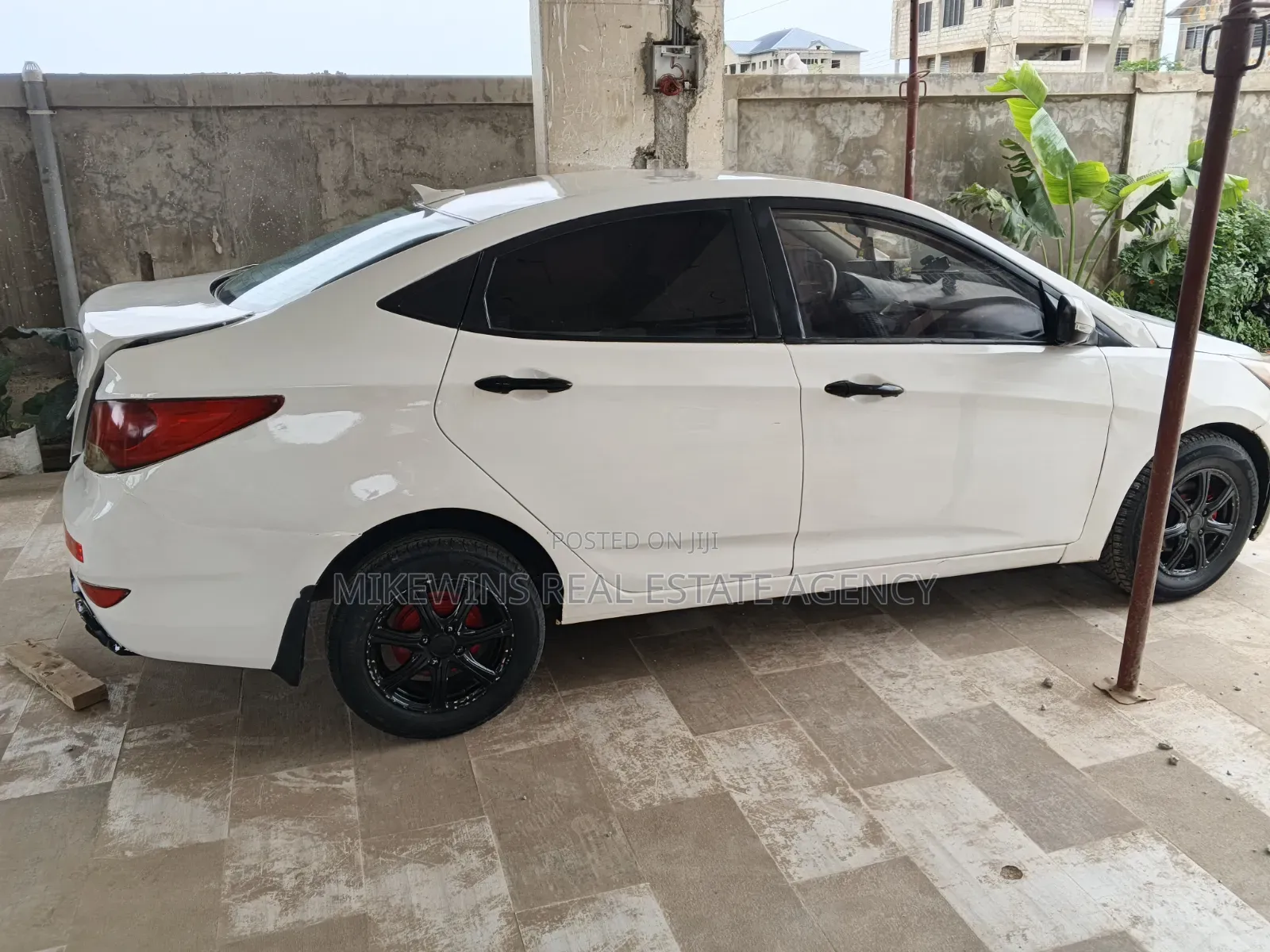 Hyundai Accent SE 2013 White