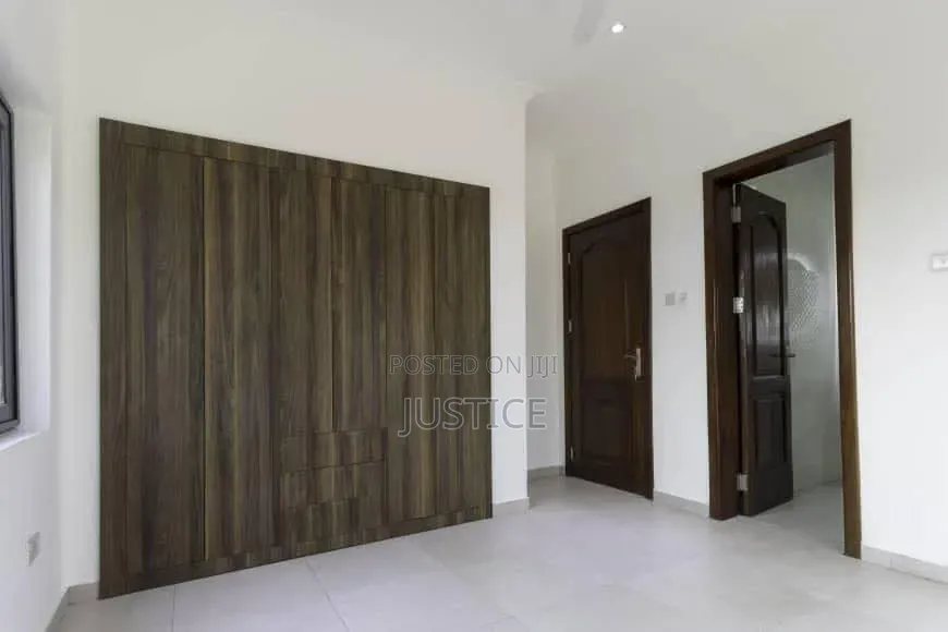 4bdrm House in Abelemkpe, Lincoln School Area for rent